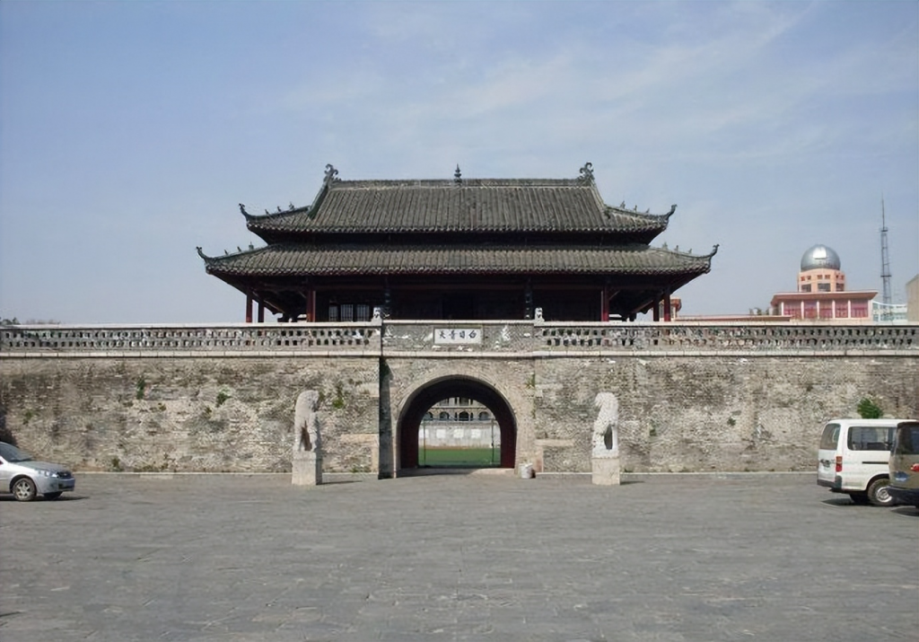 qiaolou